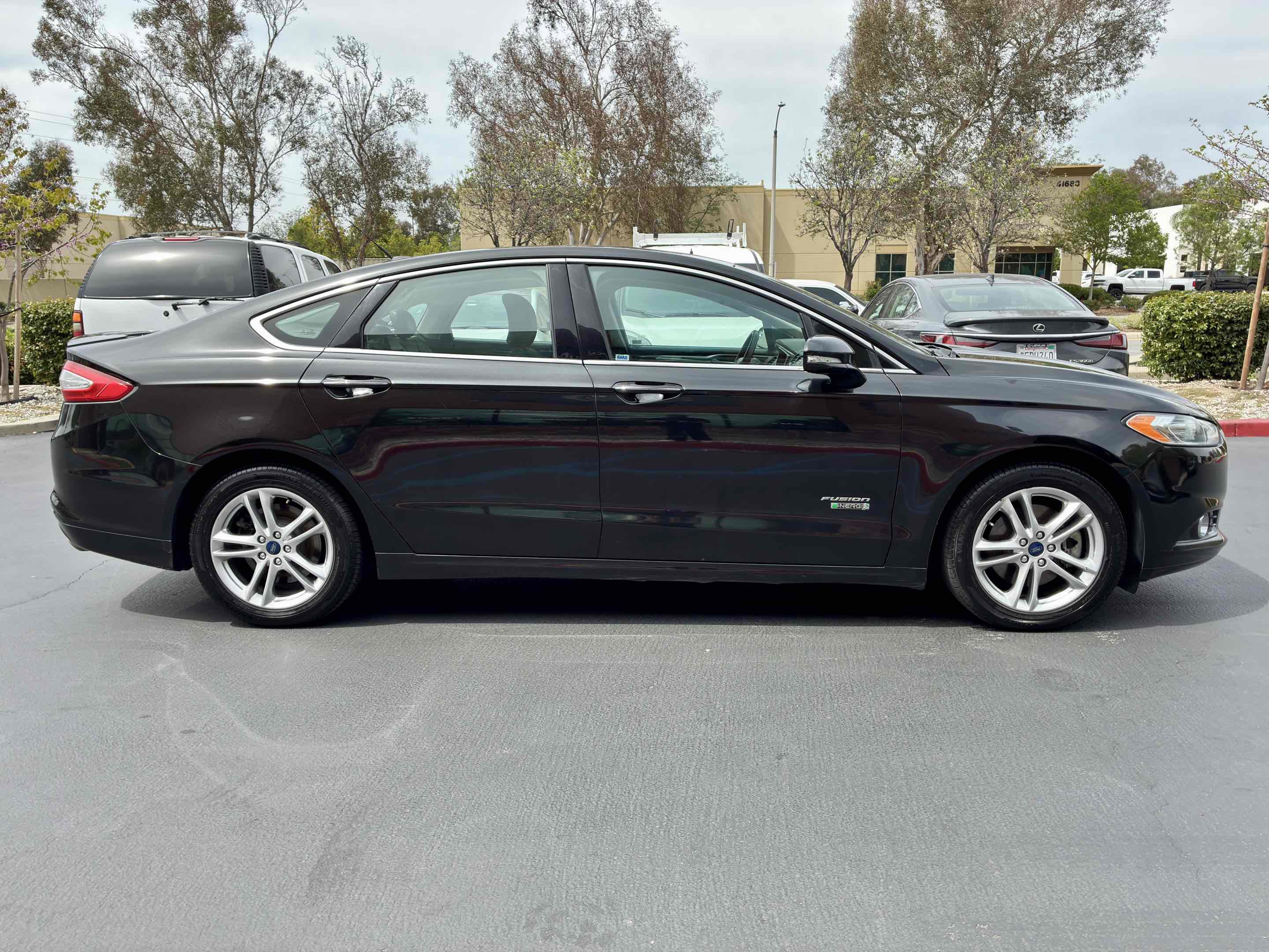 Used 2015 Ford Fusion Energi Titanium image 7