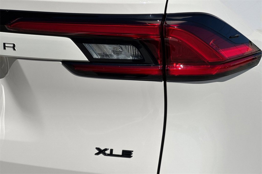 Used 2024 Toyota Grand Highlander XLE image 34