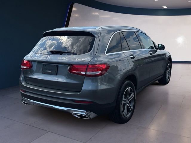 Used 2016 Mercedes-Benz GLC 300 4MATIC image 5