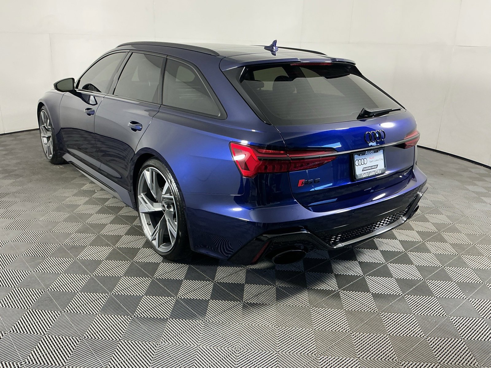 Used 2021 Audi RS 6 image 5