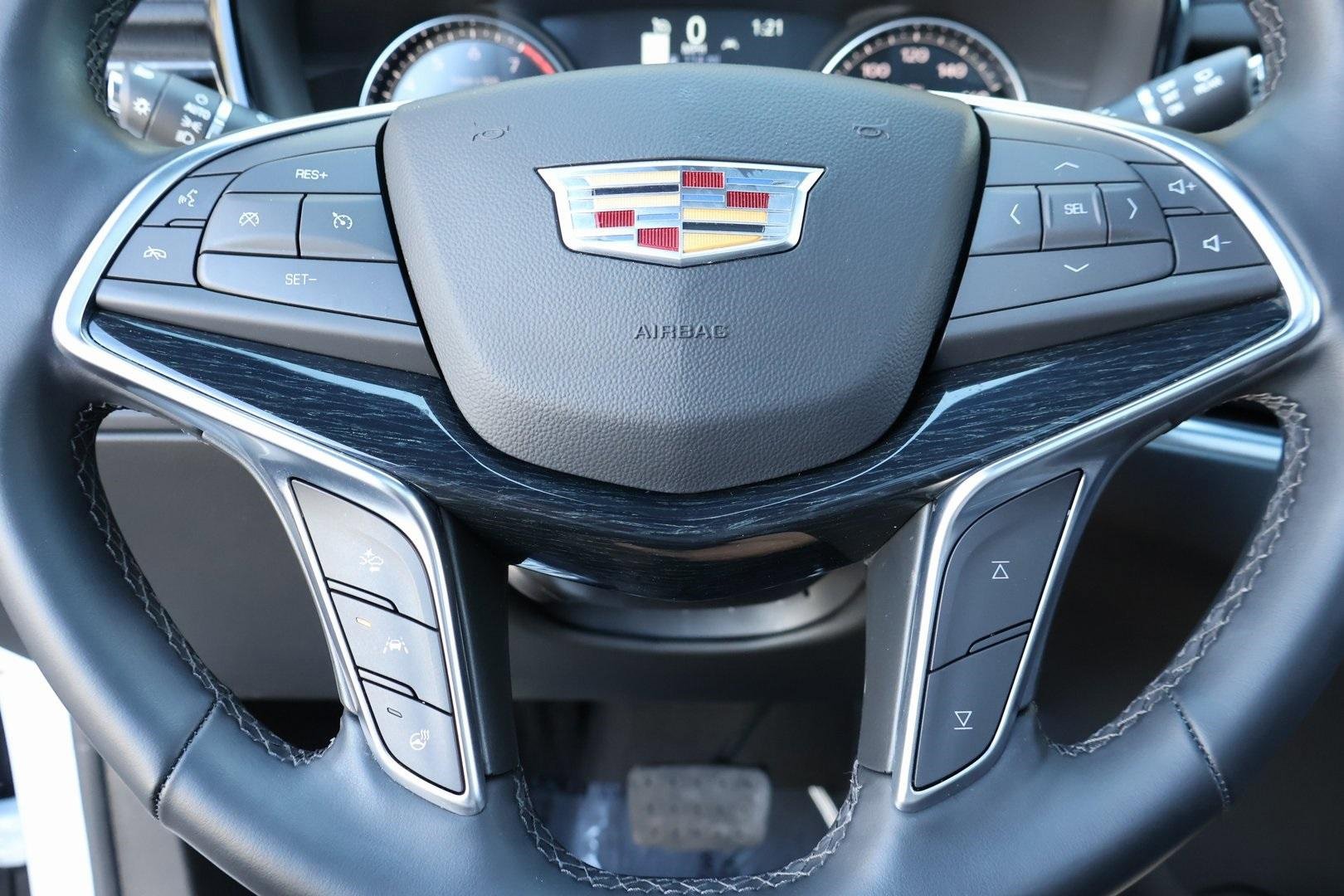 Certified 2025 Cadillac XT5 Premium Luxury image 21