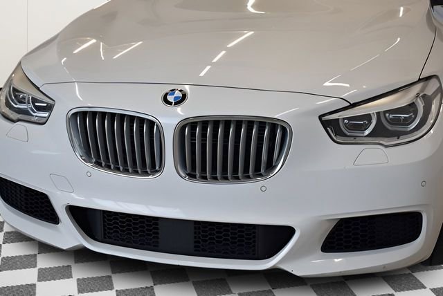 Used 2017 BMW 550i Gran Turismo xDrive image 14