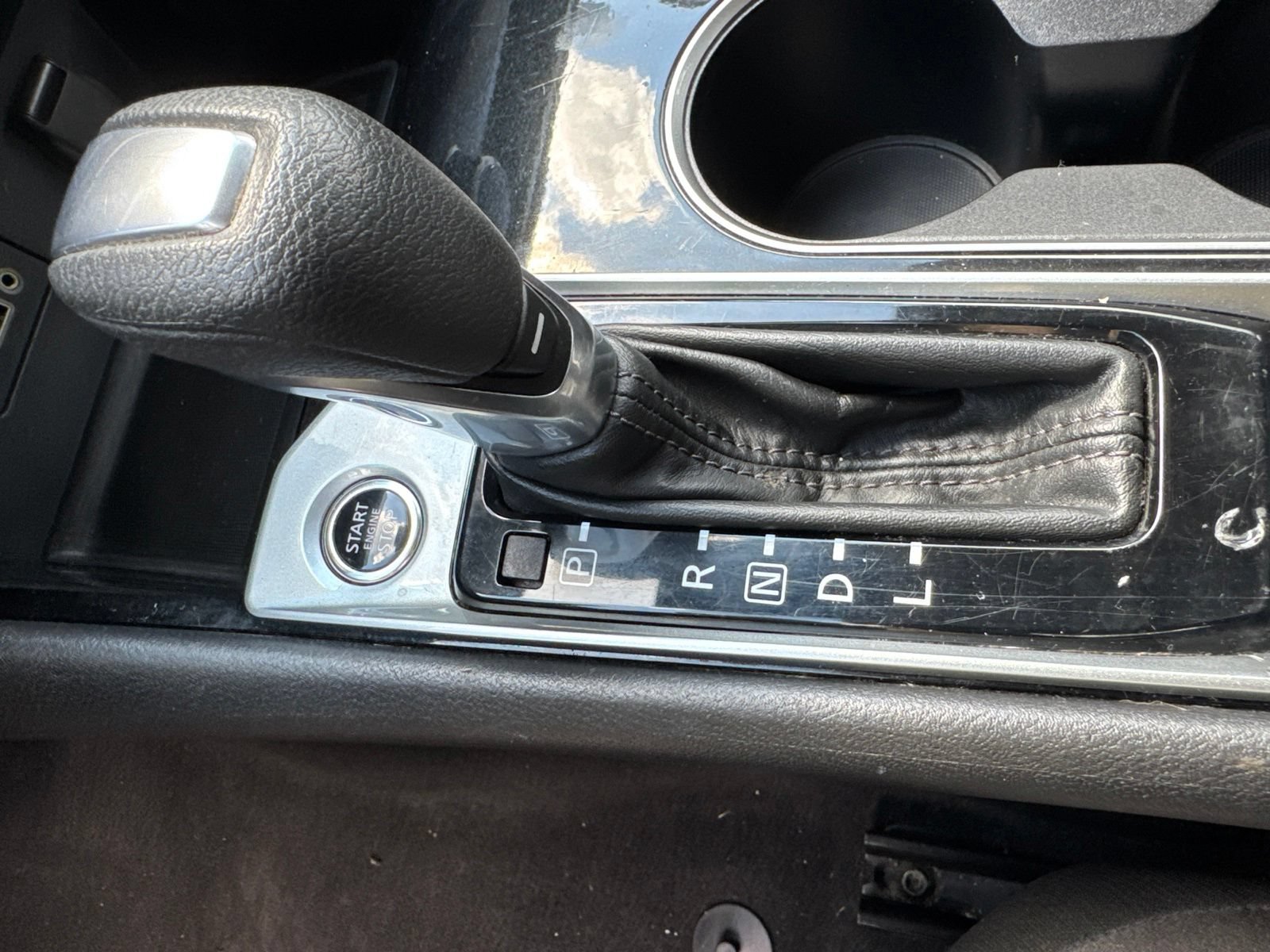 Used 2024 Nissan Altima 2.5 SV FWD image 18