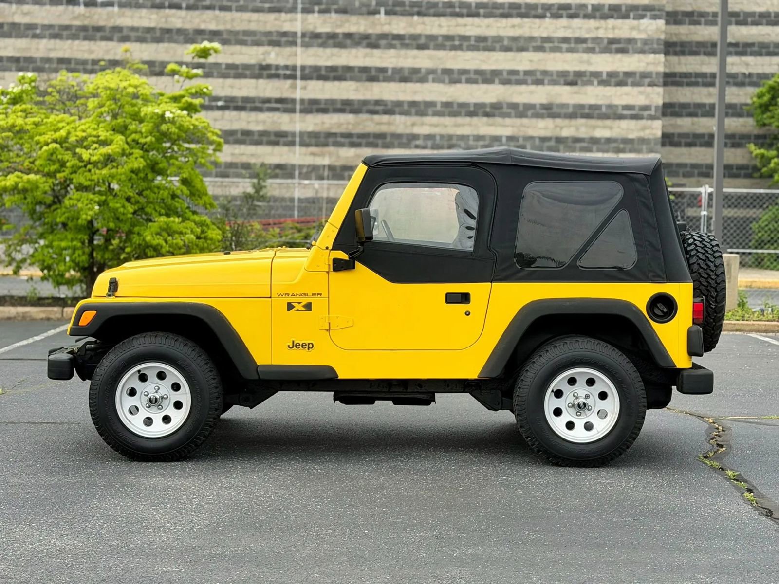 Used 2002 Jeep Wrangler X AWD/4WD image 12