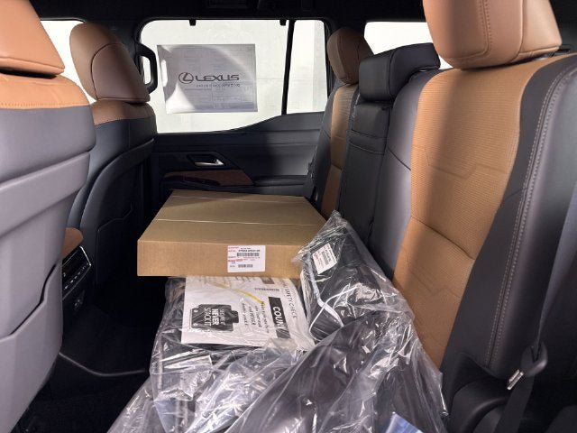 New 2026 Lexus GX 550 w/ Accessory Package (2T) AWD/4WD image 23