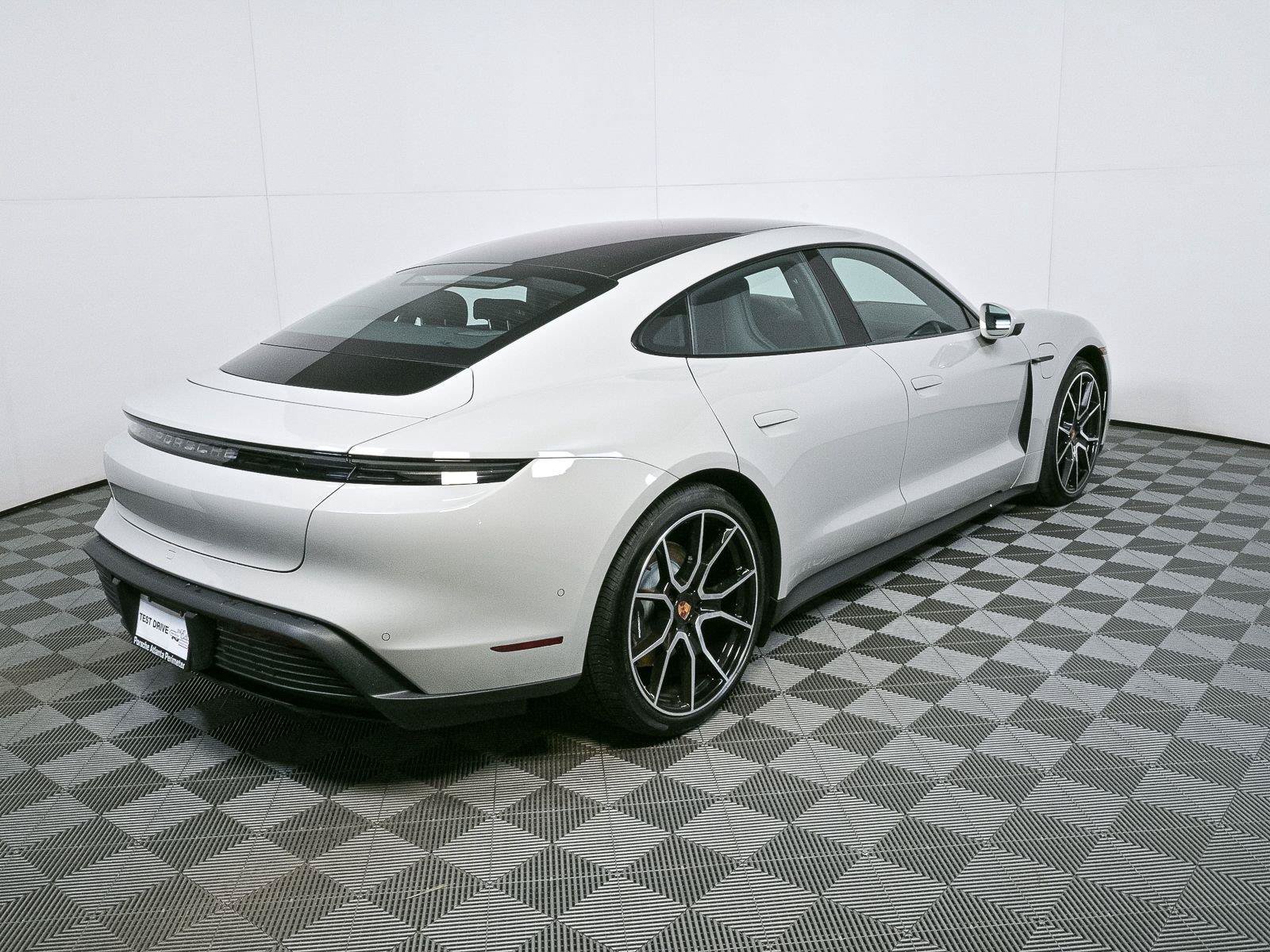 New 2026 Porsche Taycan RWD image 28