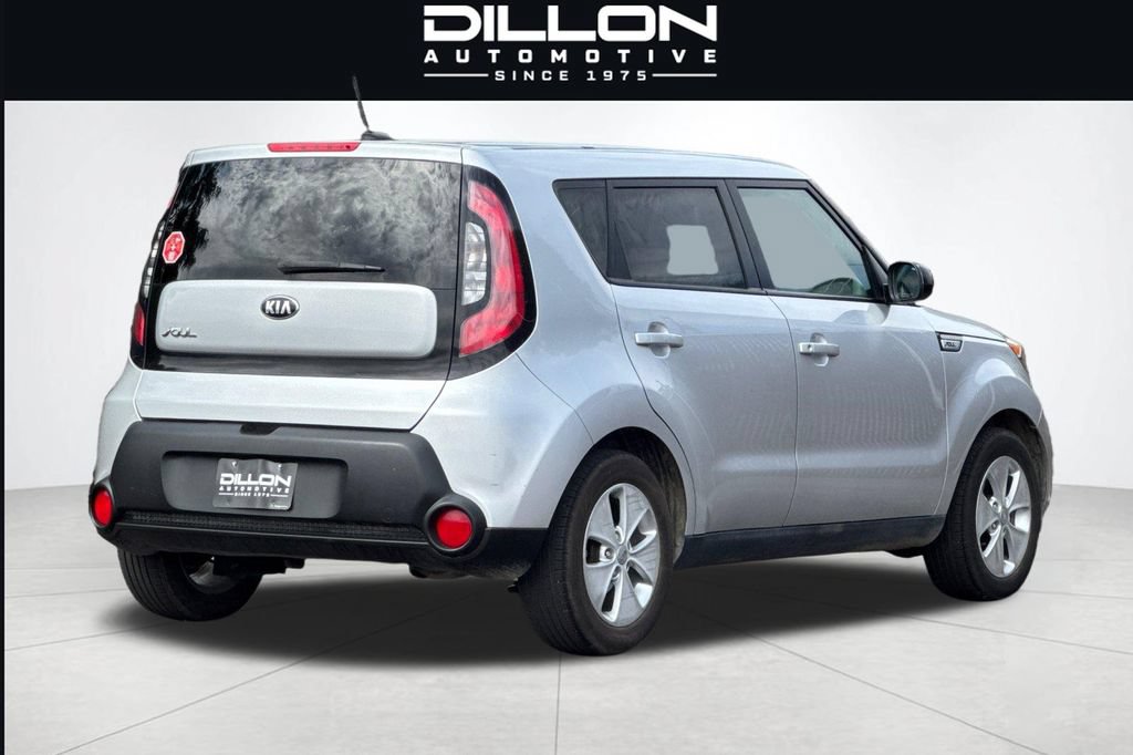 Used 2016 Kia Soul FWD image 4