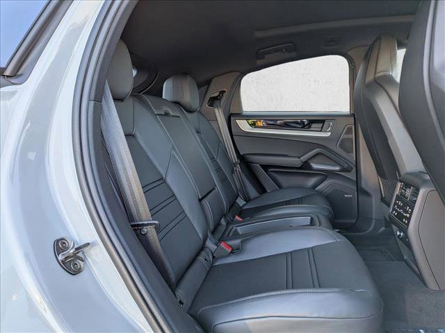 New 2026 Porsche Cayenne E-Hybrid image 24