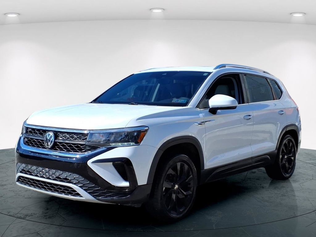 Used 2023 Volkswagen Taos SE image 8
