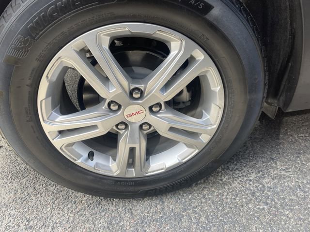 Used 2022 GMC Terrain SLE w/ Driver Convenience Package FWD image 25