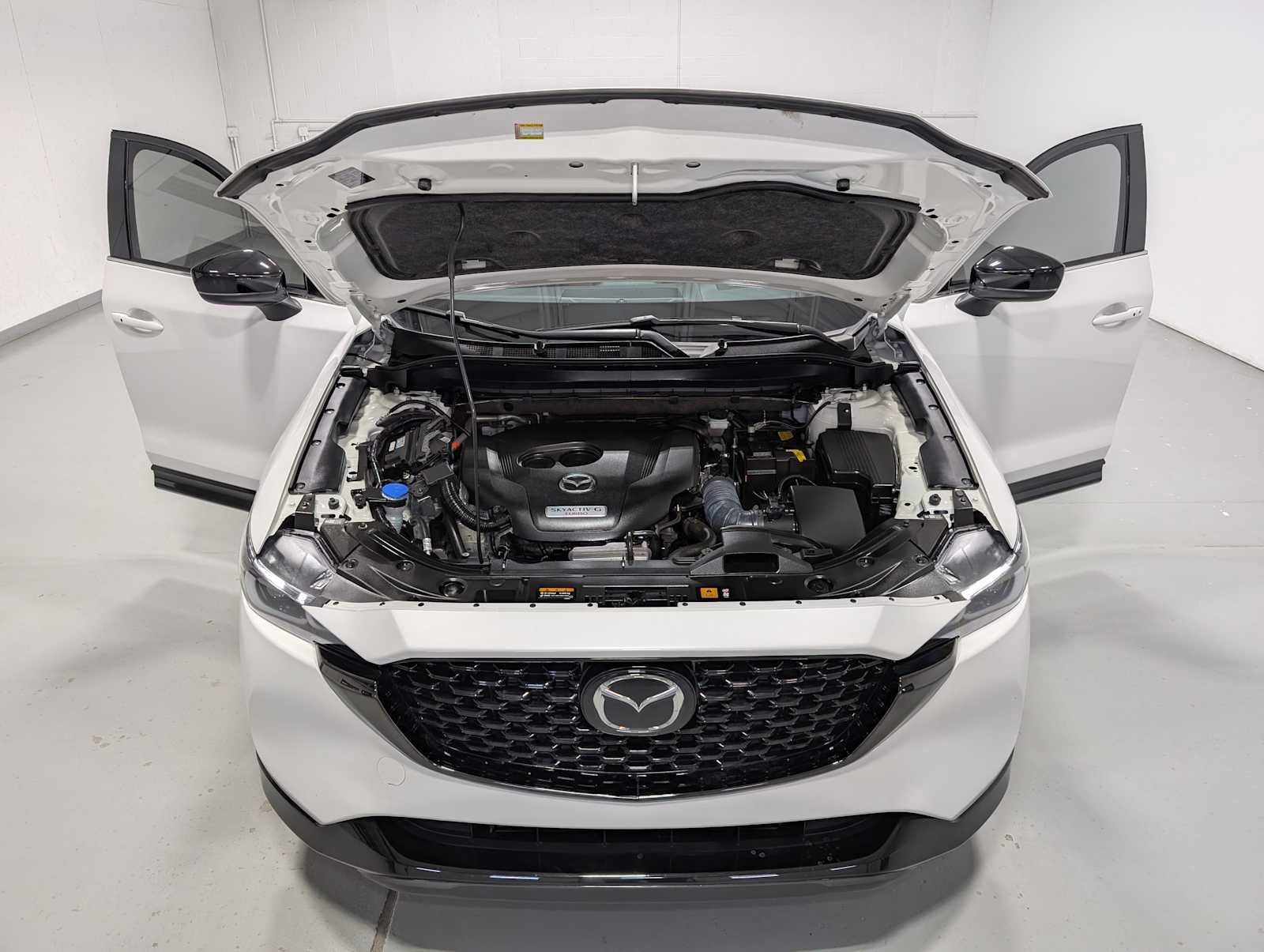 Certified 2024 MAZDA CX-5 Carbon Edition image 13