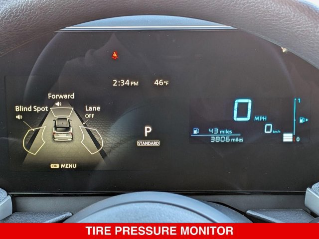 Certified 2025 Nissan Kicks SV w/ SV Premium Package AWD/4WD image 23