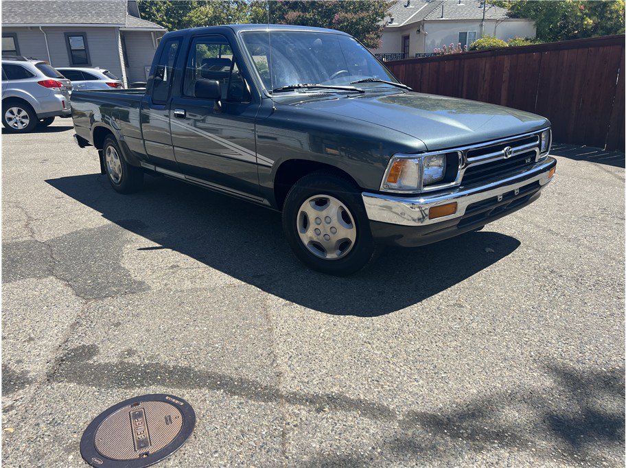 Used 1992 Toyota Pickup Deluxe