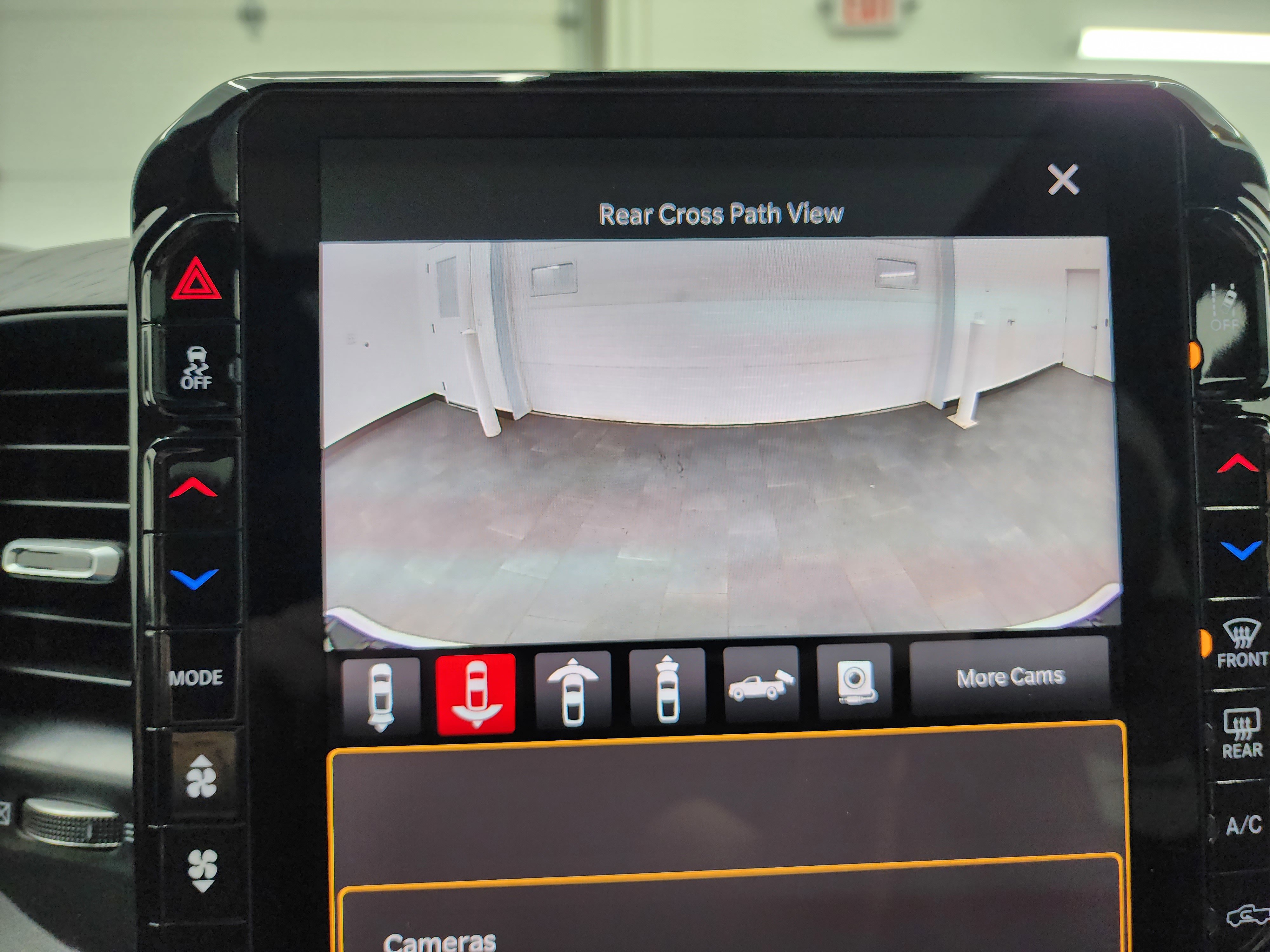 Used 2025 RAM 1500 Limited AWD/4WD image 64
