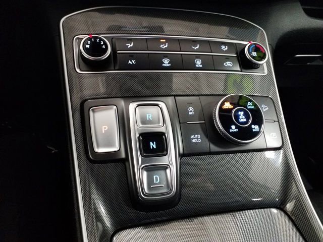 Used 2023 Hyundai Santa Fe SE image 7