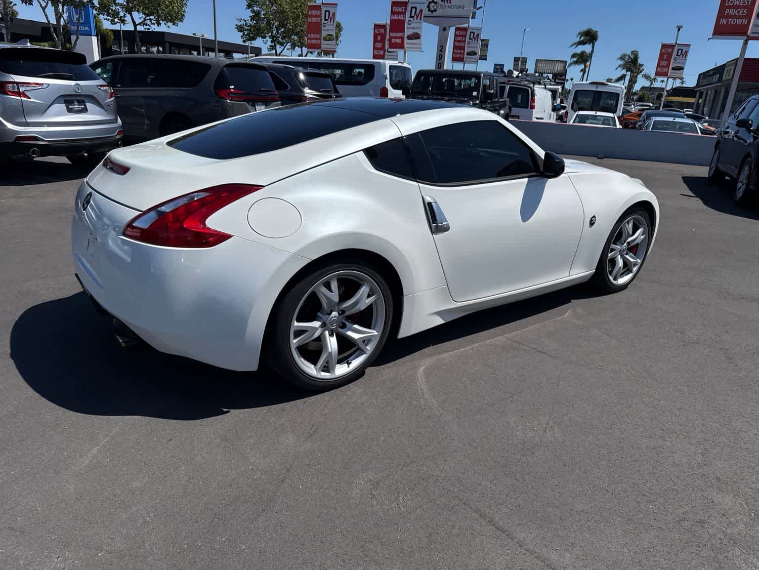 Used 2013 Nissan 370Z Coupe w/ Sport Pkg RWD image 16