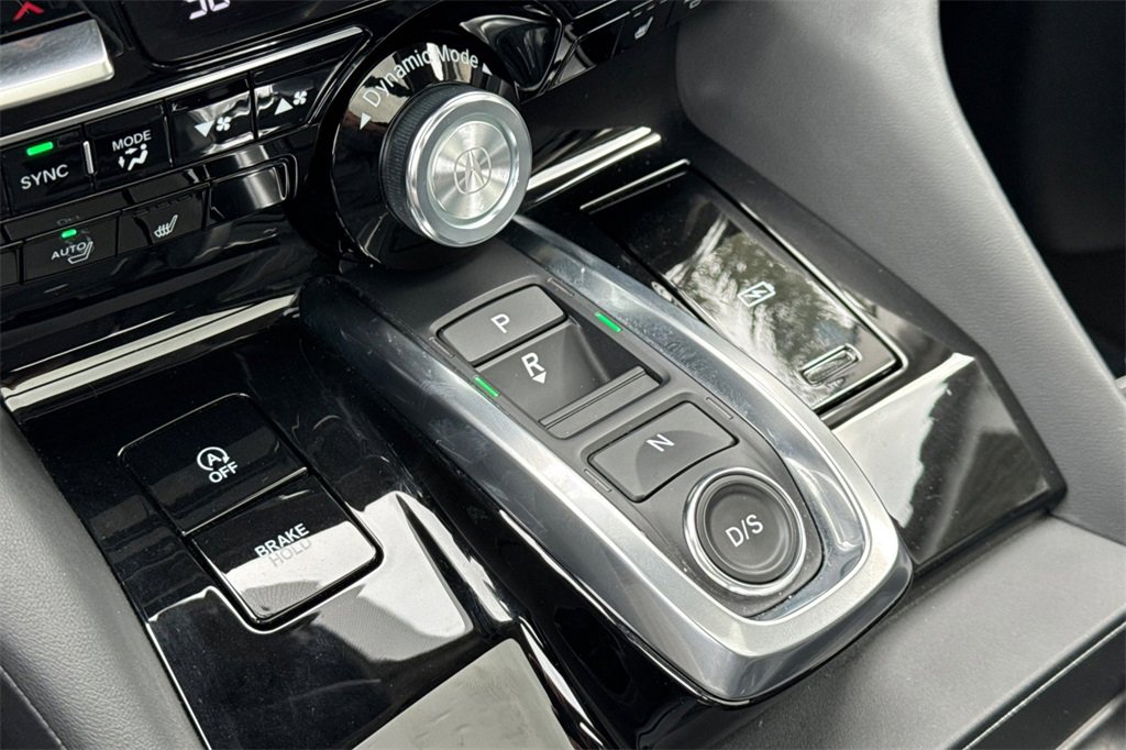 Certified 2025 Acura MDX w/ Technology Package image 28