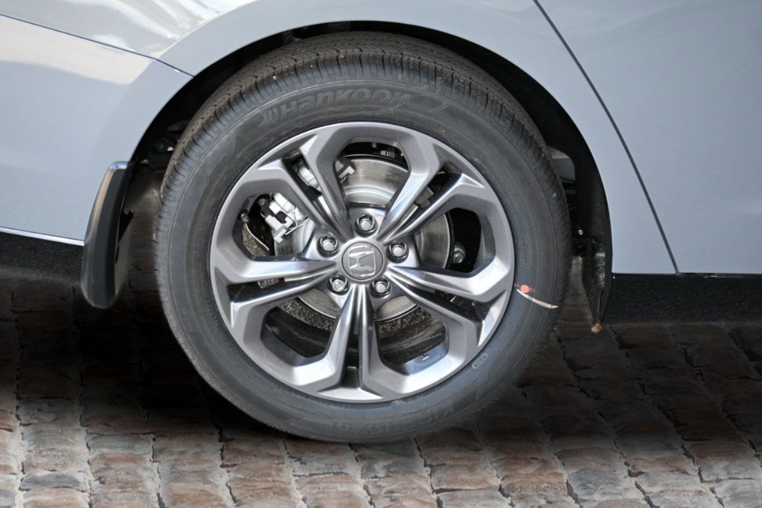 New 2026 Honda Accord EX-L image 32