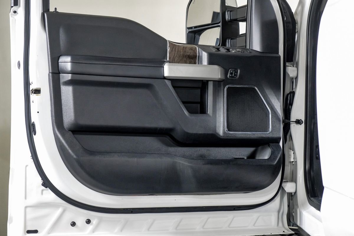 Used 2017 Ford F350 Lariat w/ Lariat Ultimate Package image 35