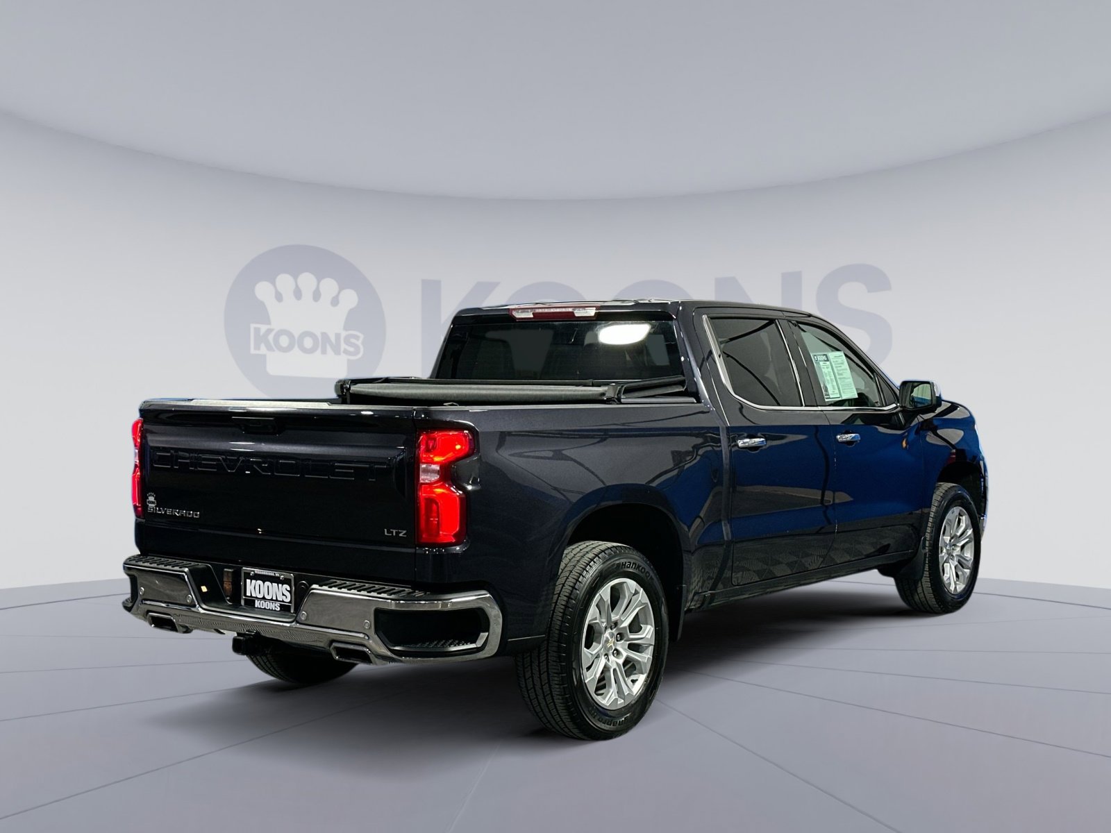 Used 2022 Chevrolet Silverado 1500 LTZ image 7