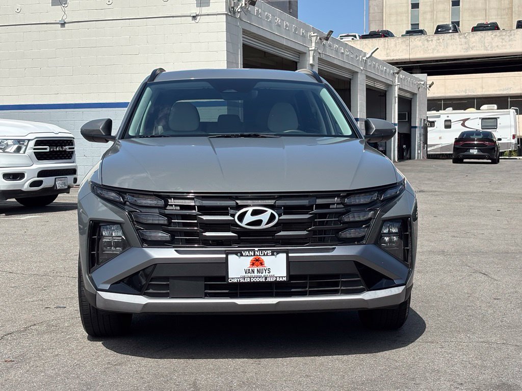 Used 2025 Hyundai Tucson SEL FWD image 6