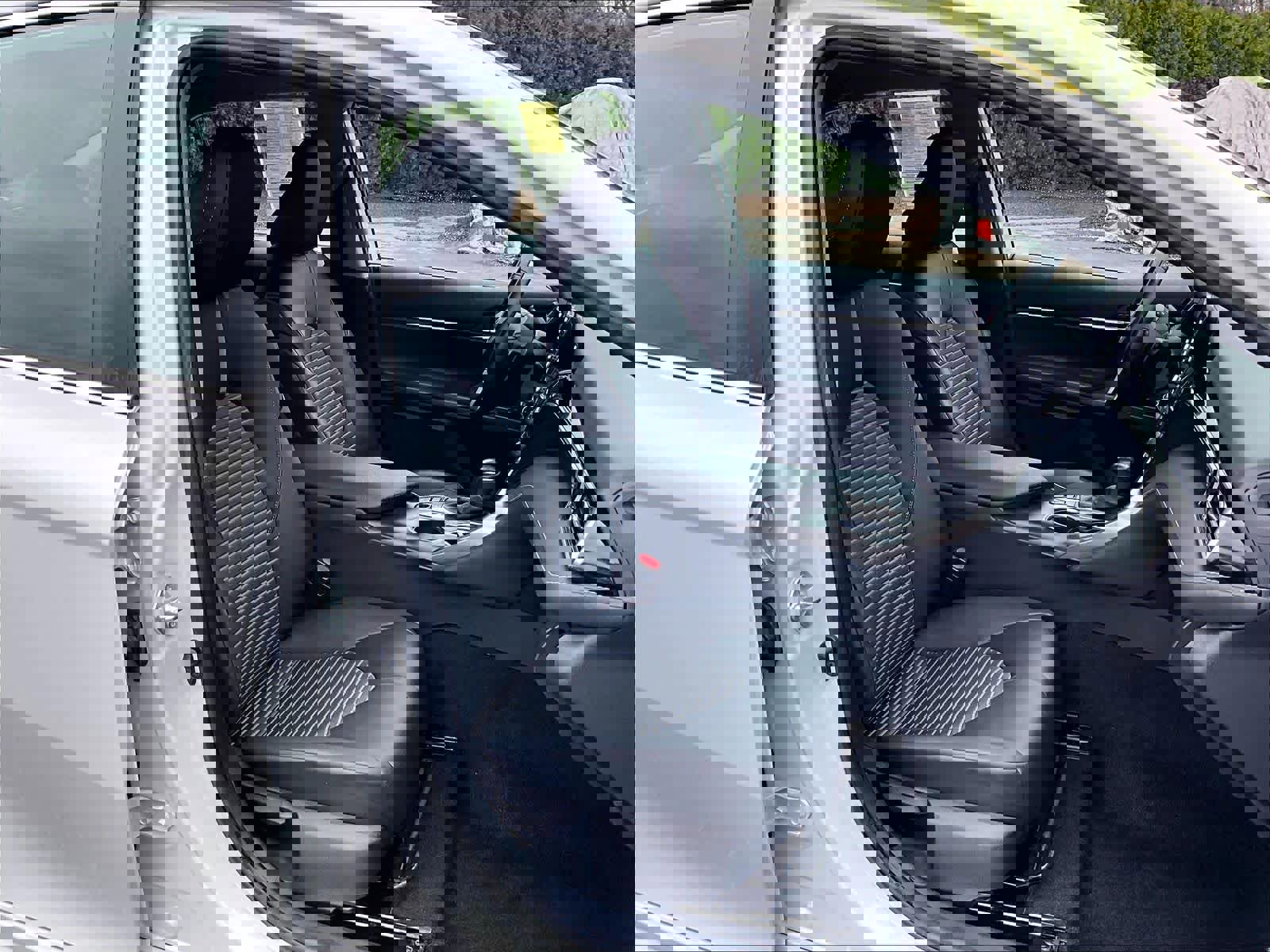 Used 2022 Toyota Camry SE w/ Carpet Mat Package (TMS) AWD/4WD image 11