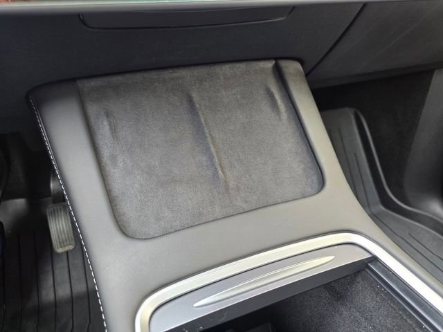 Used 2024 Tesla Model Y Long Range AWD/4WD image 35