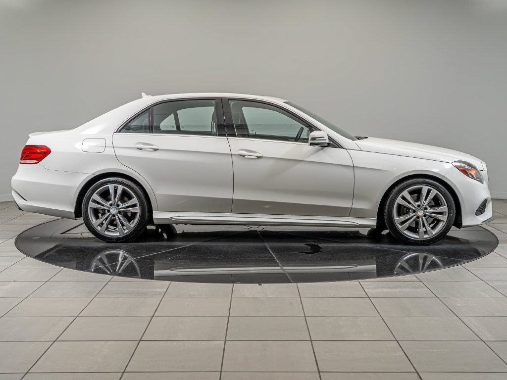 Used 2016 Mercedes-Benz E 350 4MATIC Sedan image 11