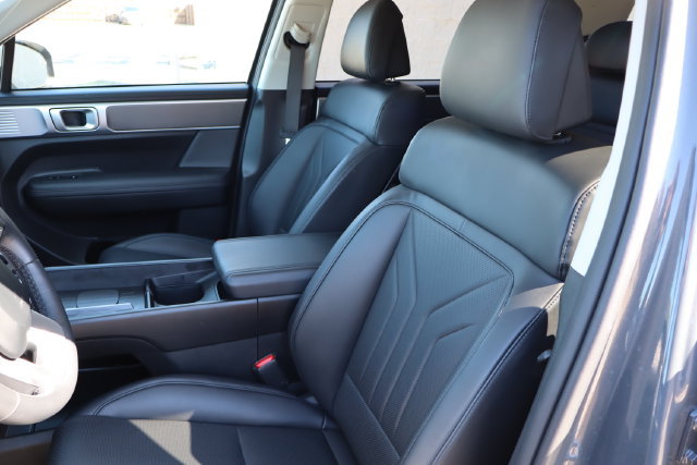 Used 2026 Hyundai Santa Fe SEL FWD image 18