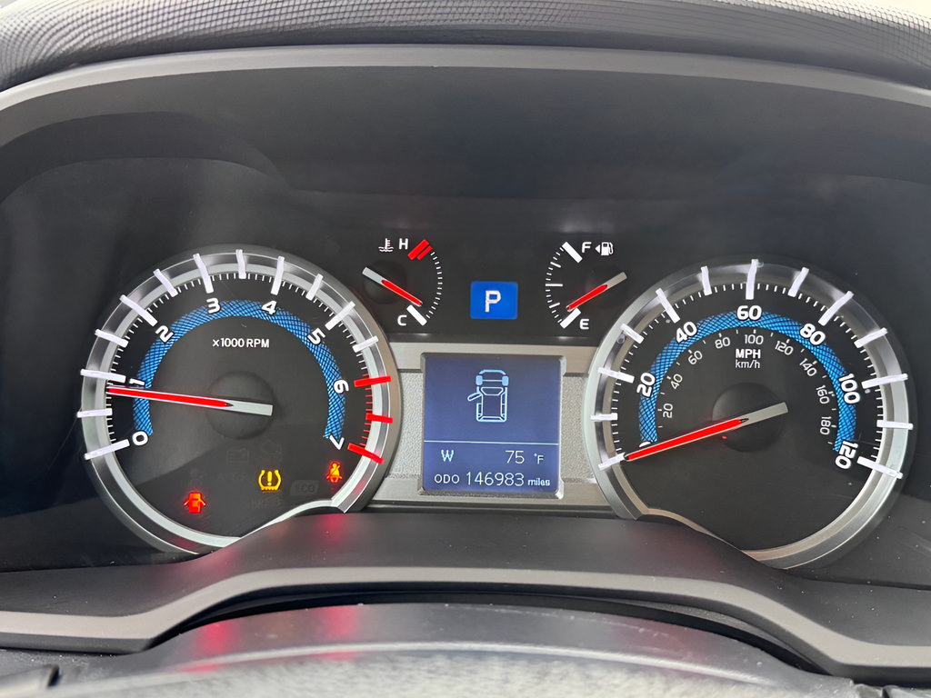 Used 2016 Toyota 4Runner Limited AWD/4WD image 25