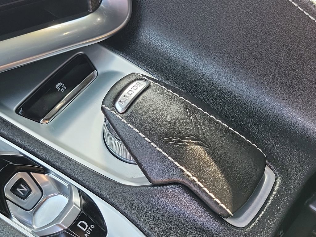 Used 2025 Chevrolet Corvette Stingray Coupe w/ Z51 Performance Package image 28