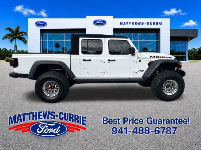 Used 2022 Jeep Gladiator Mojave w/ Trailer Tow Package AWD/4WD image 3