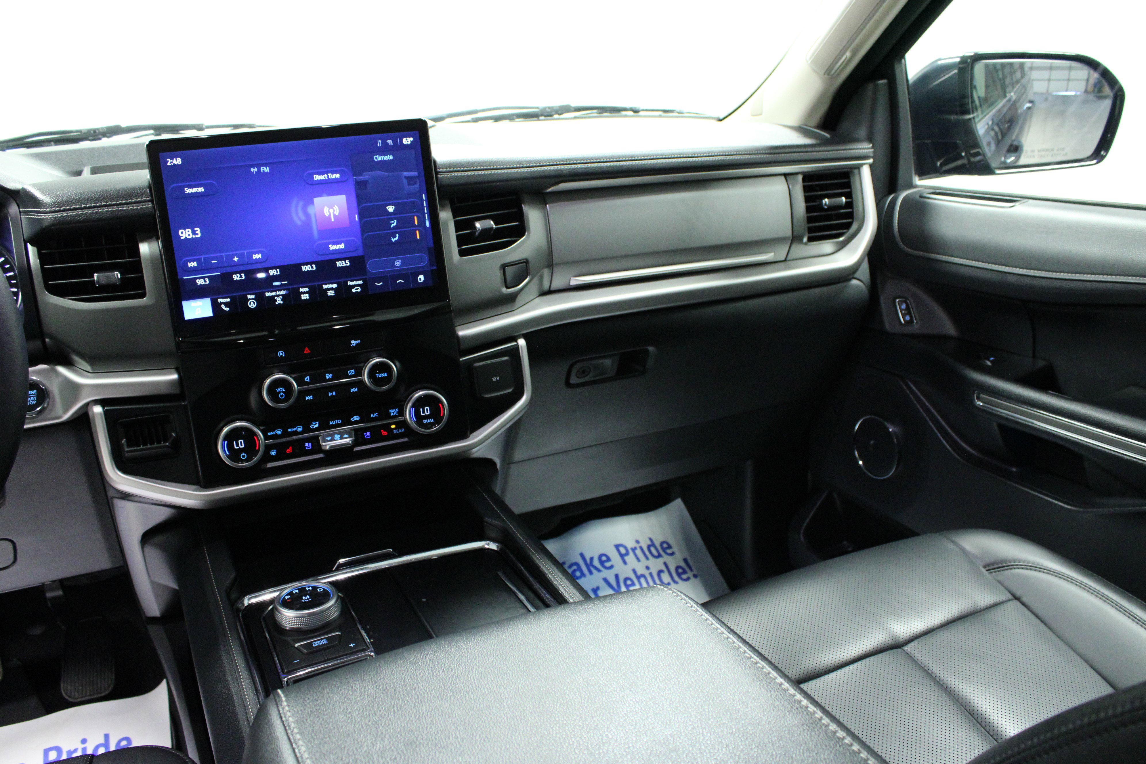 Used 2024 Ford Expedition XLT image 20