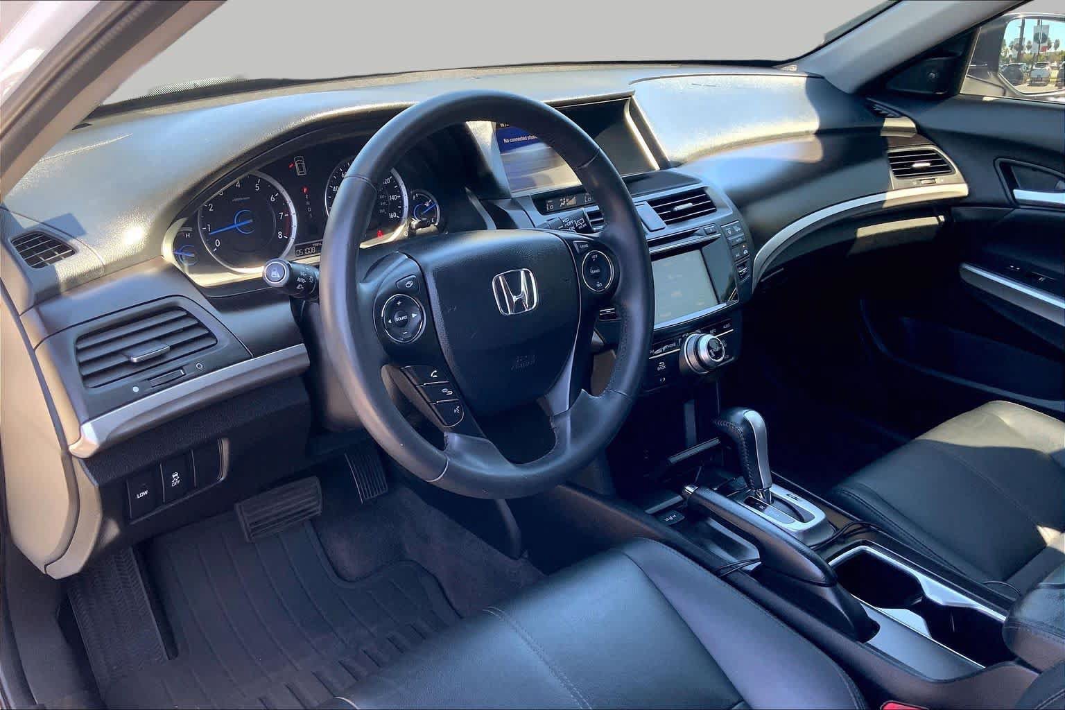 Used 2015 Honda Crosstour EX-L image 17