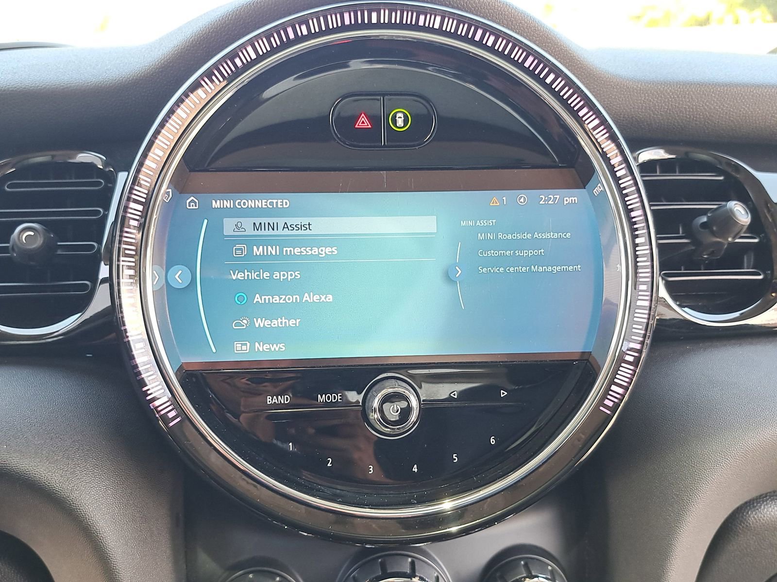 Used 2024 MINI Cooper SE FWD image 27