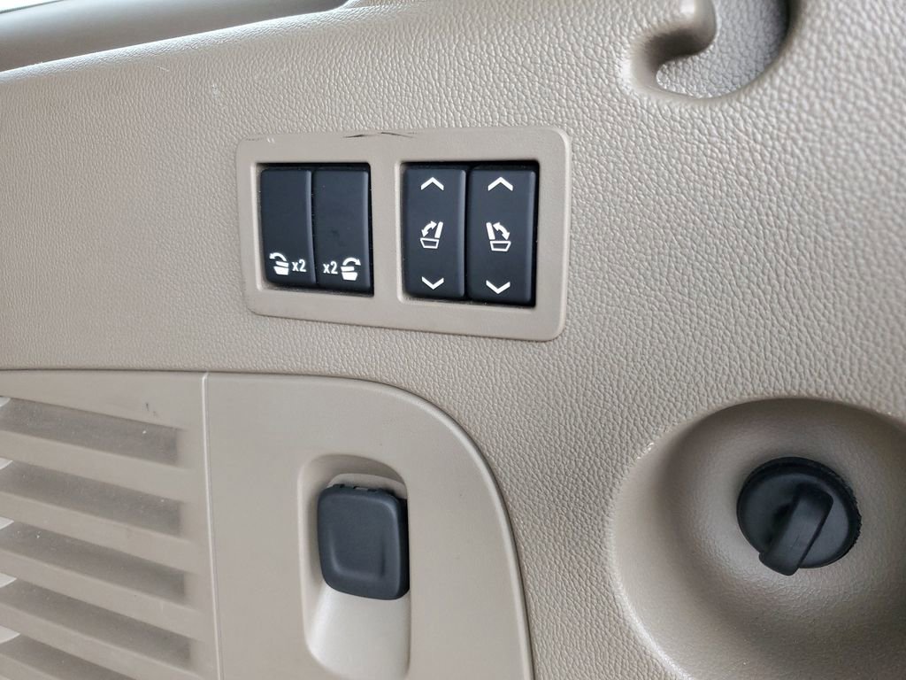 Used 2019 Chevrolet Suburban Premier image 37