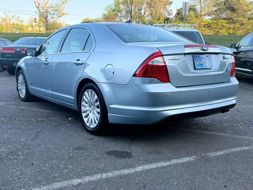 Used 2010 Ford Fusion Hybrid FWD image 5
