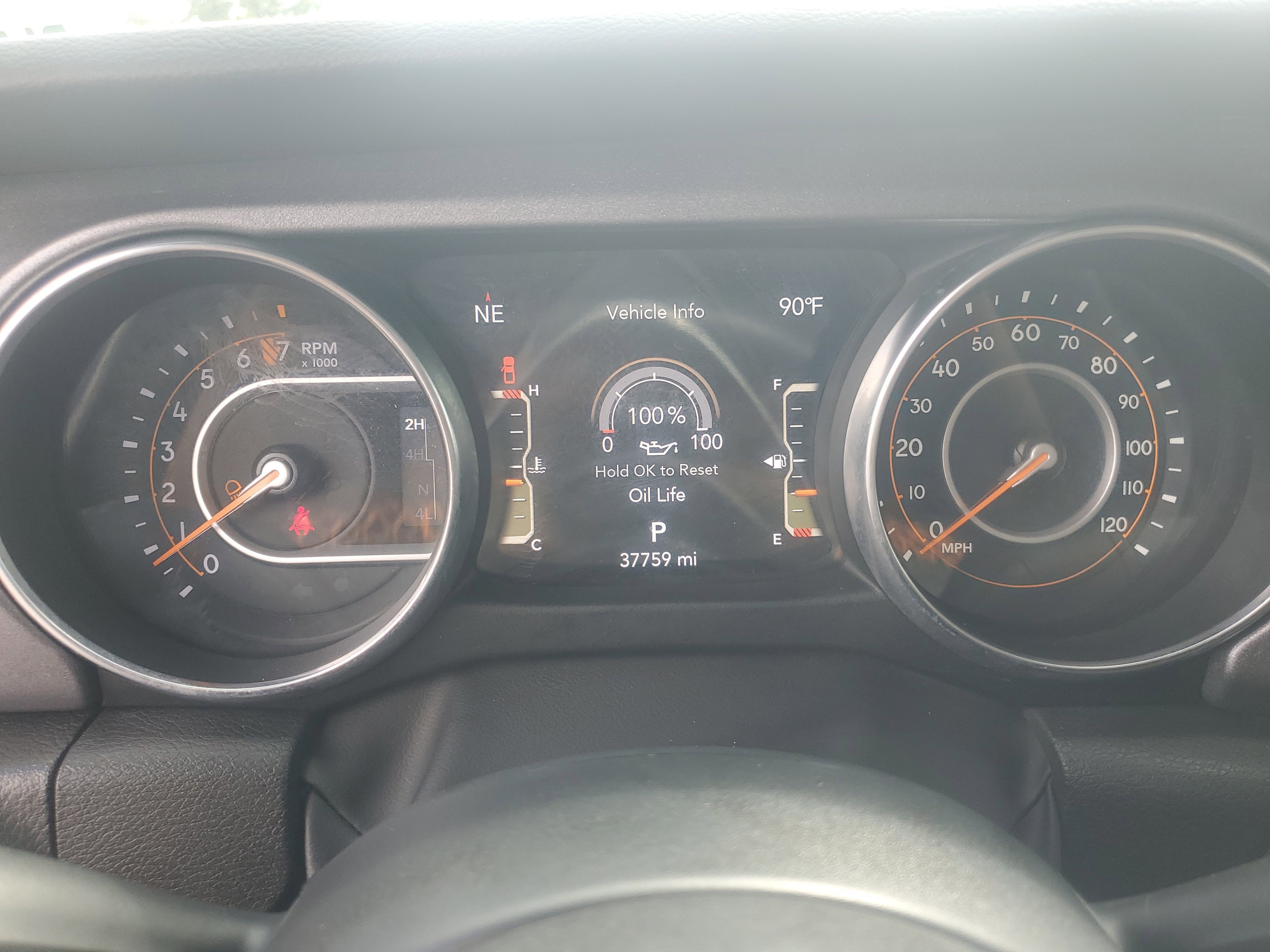Used 2023 Jeep Gladiator Mojave w/ Cold Weather Group AWD/4WD image 17