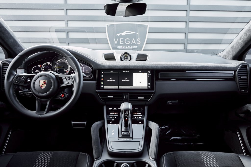 Used 2023 Porsche Cayenne Turbo GT image 55