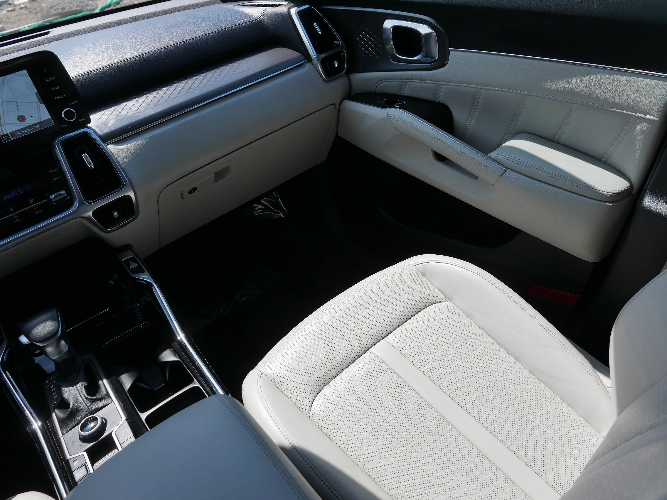 Certified 2023 Kia Sorento SX AWD/4WD image 11