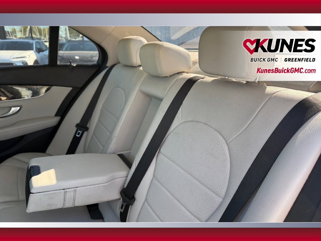 Used 2017 Mercedes-Benz C 300 4MATIC Sedan image 34