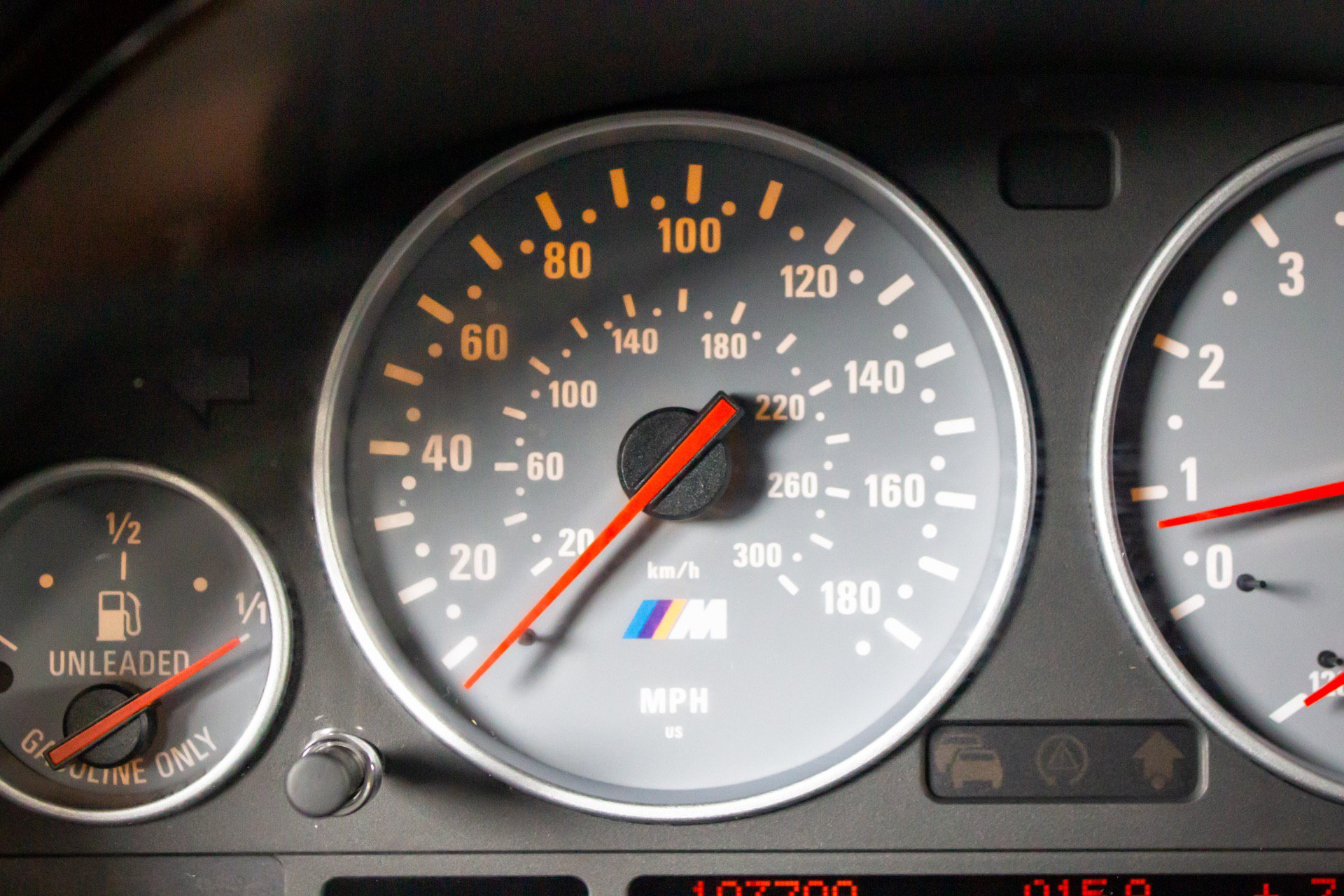 Used 2002 BMW M5 RWD image 39