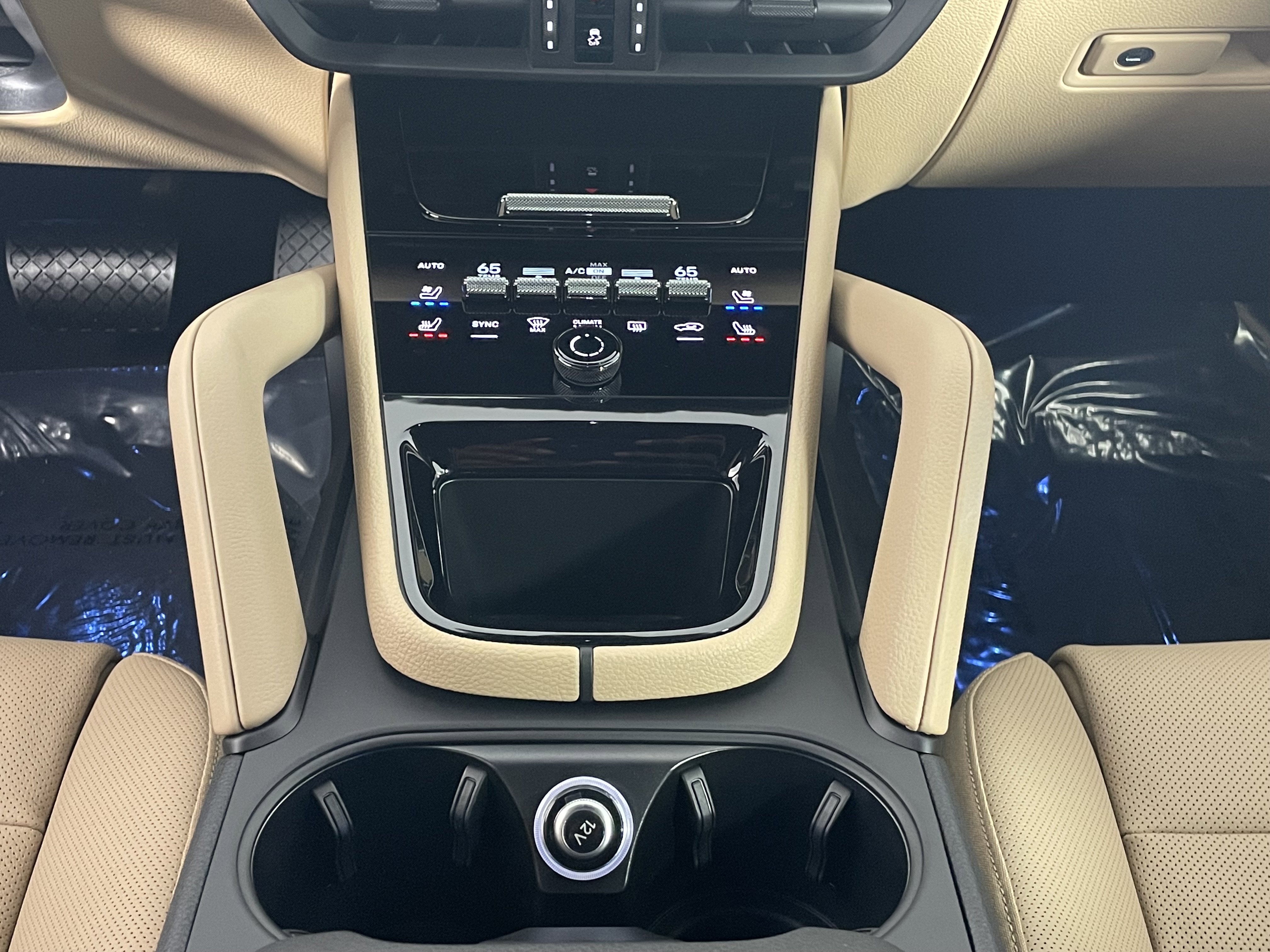 New 2026 Porsche Cayenne image 20
