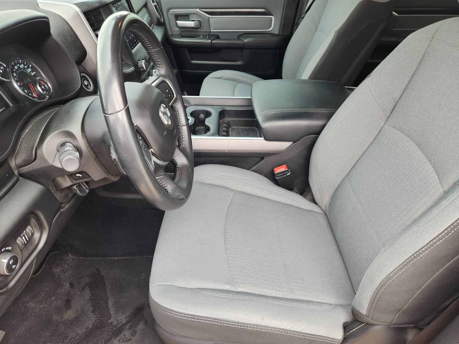 Used 2019 RAM 3500 Big Horn AWD/4WD image 17