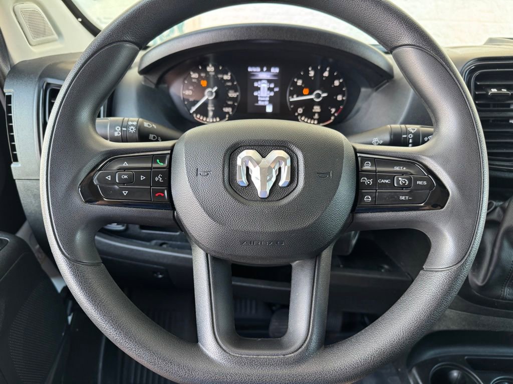 Used 2025 RAM ProMaster 2500 w/ Convenience Group image 11