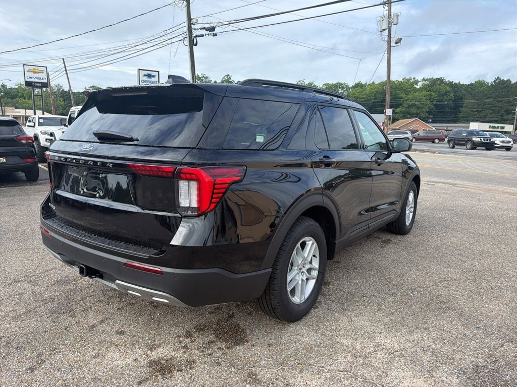 New 2026 Ford Explorer Active w/ Active Comfort Package RWD image 6