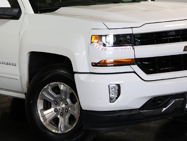 Used 2017 Chevrolet Silverado 1500 LT w/ All Star Edition AWD/4WD image 8