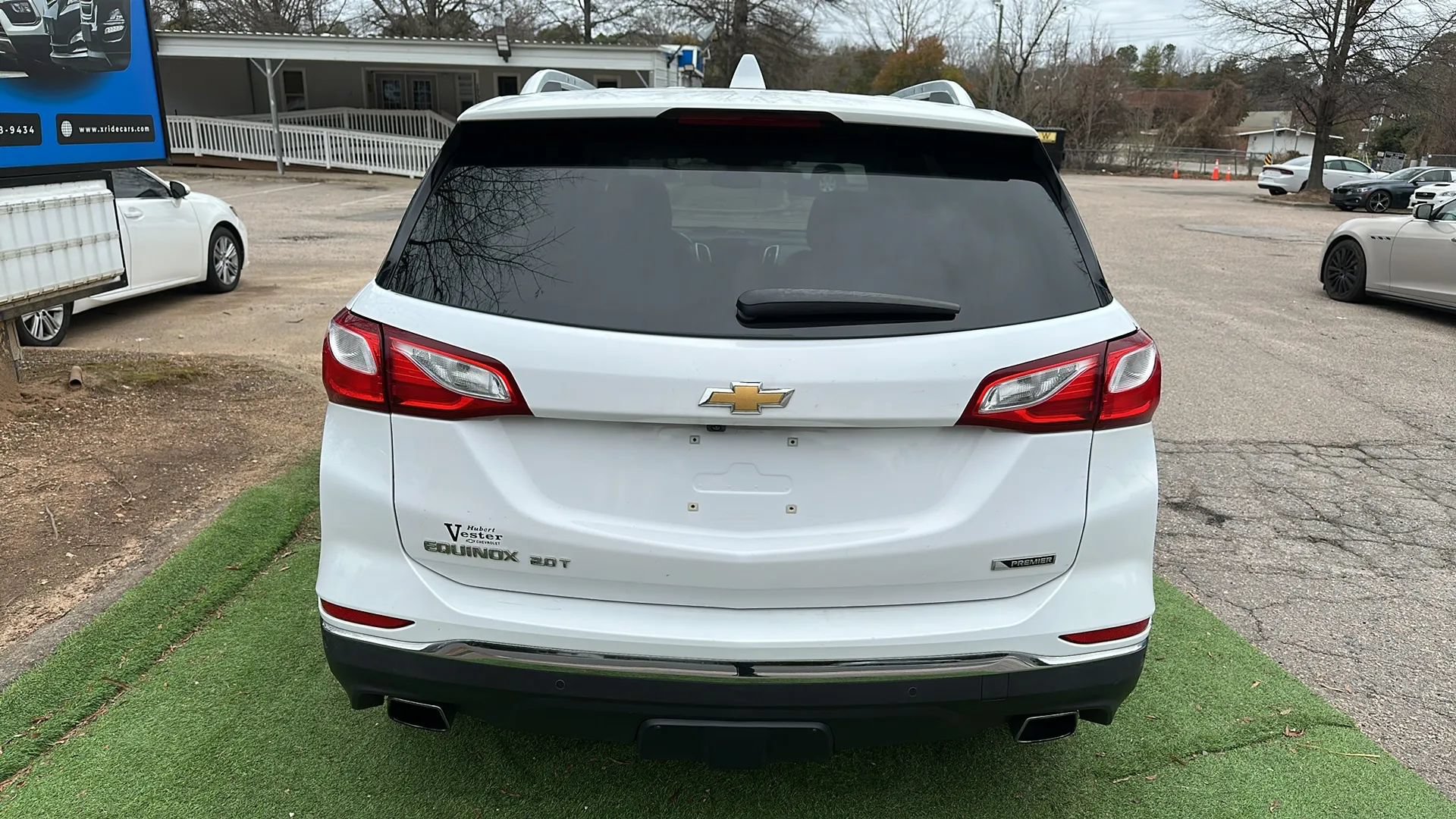 Used 2018 Chevrolet Equinox Premier FWD image 7