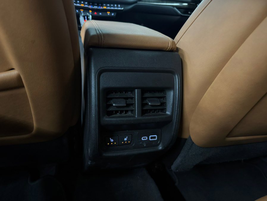 Used 2019 Cadillac XT4 Sport image 38