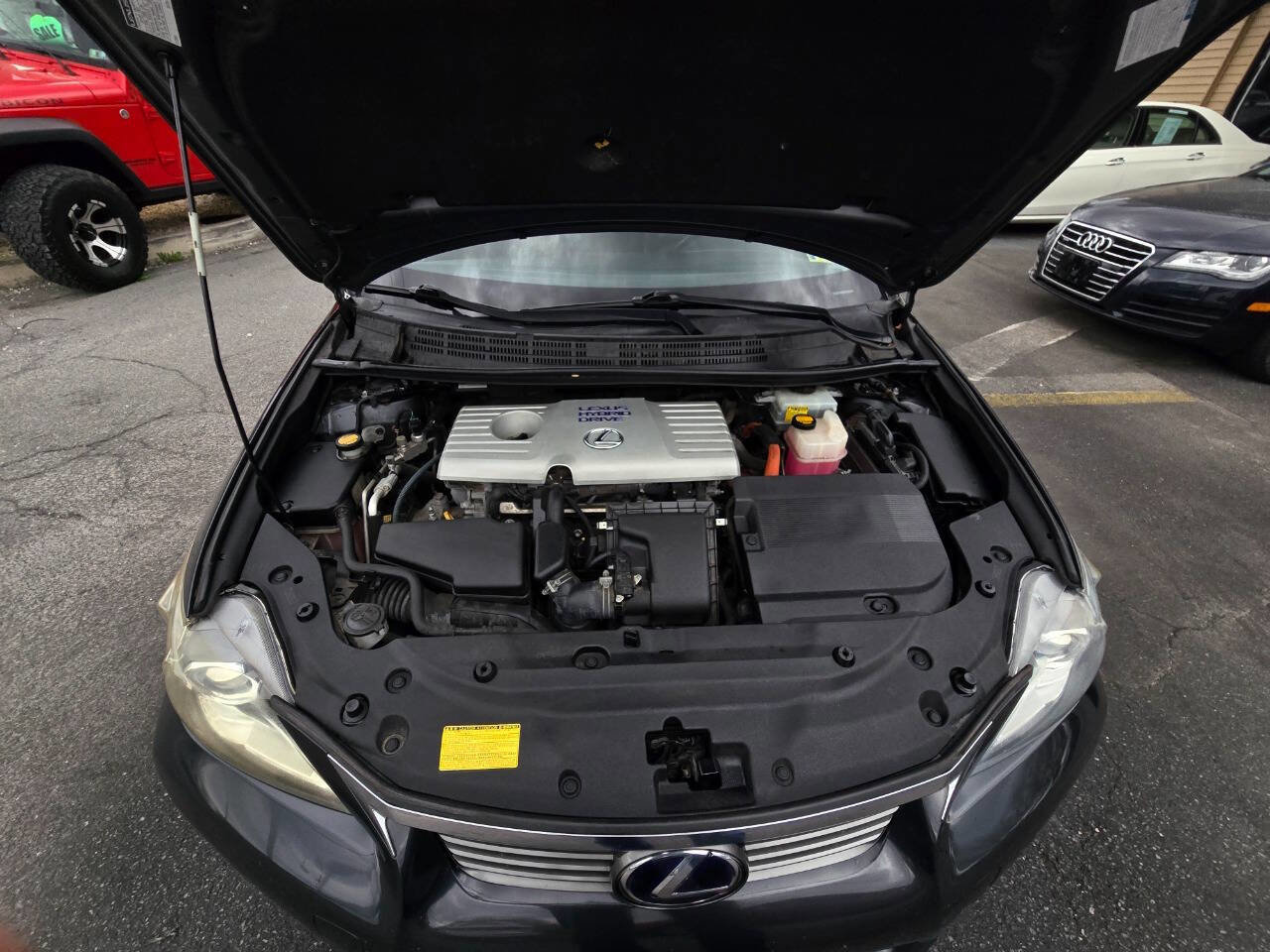 Used 2011 Lexus CT 200h Premium image 36